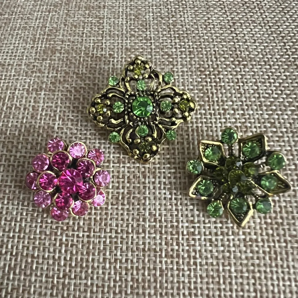 Vintage Style Rhinestone Flower Scatter Pins Set Green Pink Gold Tone Whimsigoth